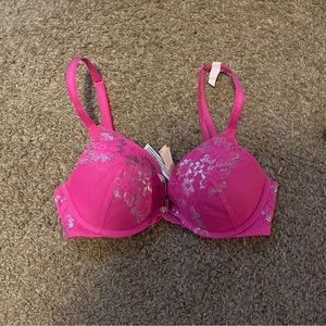NWT Victorias Secret Bra